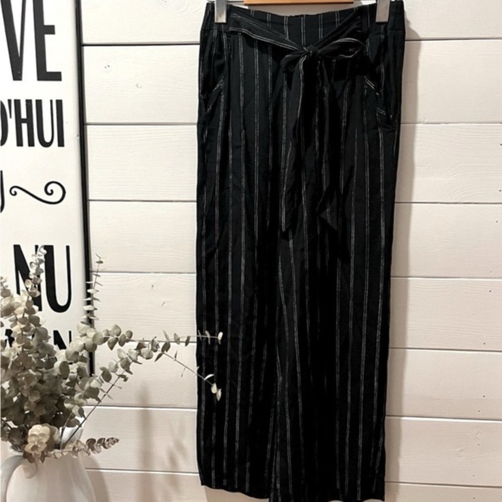 WILFRED ARITZIA black and white  wides legs pant size XS